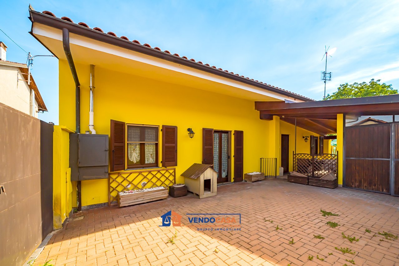 Independent house Murello - photo 1