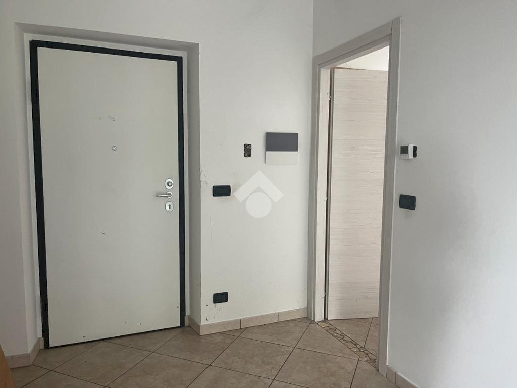 Two-room apartment Via Torino, San Francesco al Campo - photo 3