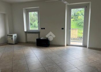 Two-room apartment Via Torino, San Francesco al Campo - photo 4