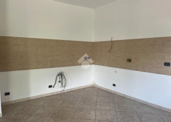 Two-room apartment Via Torino, San Francesco al Campo - photo 7