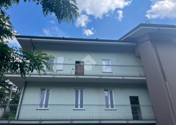 Two-room apartment Via Torino, San Francesco al Campo - photo 15