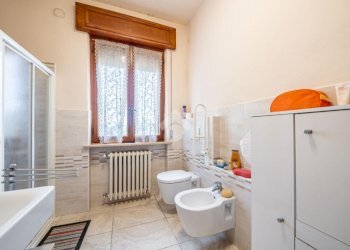 Portion of a house Via europa, Tizzano Val Parma - photo 29