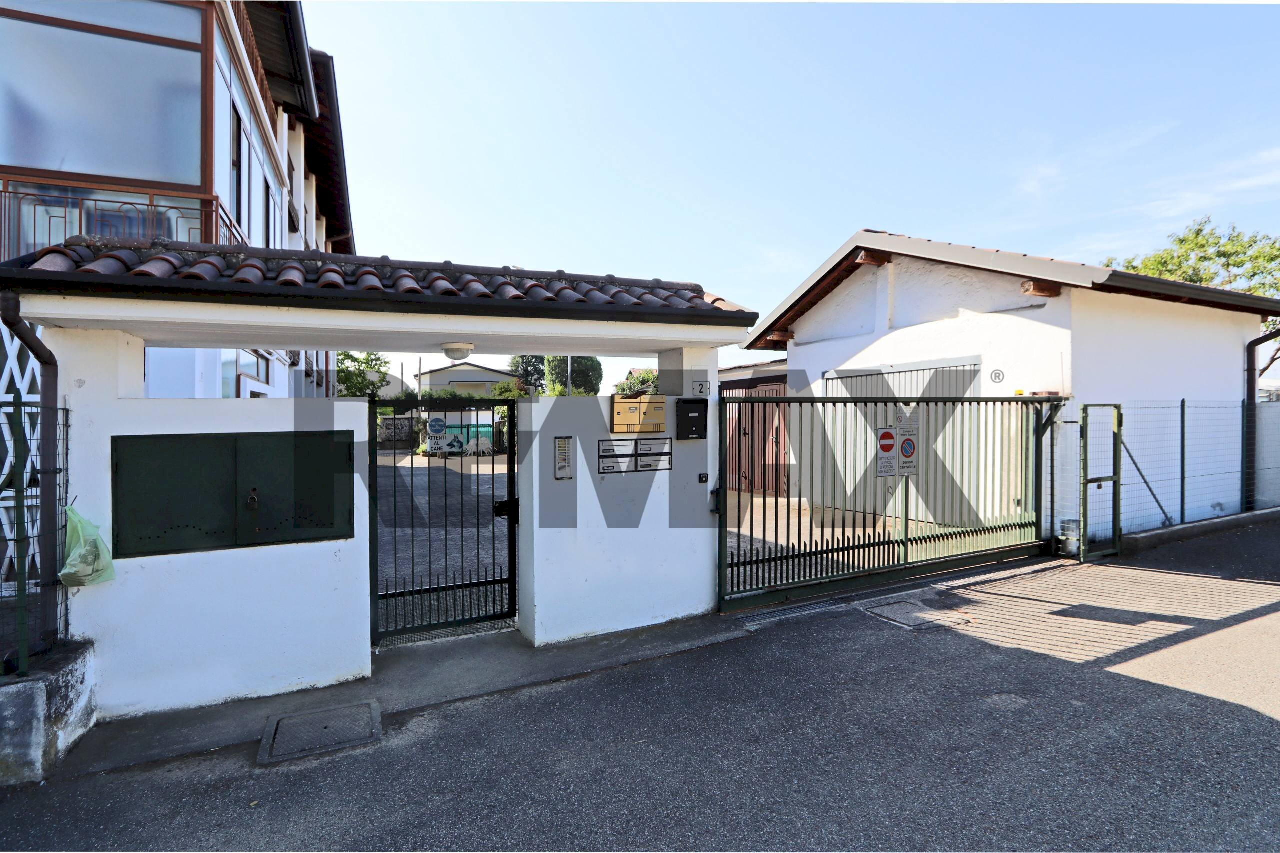 Casa all\'aperto - Semi-detached house Via Spluga
 
2, Verderio - photo 1
