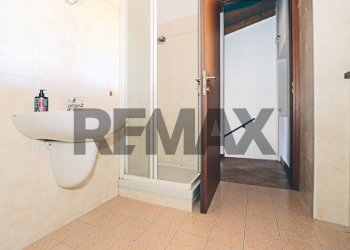 Bagno - Semi-detached house Via Spluga
 
2, Verderio - photo 16