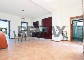 Sala da pranzo - Two-room apartment Via Spluga
 
2, Verderio - photo 7