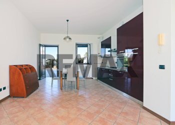 Sala da pranzo - Two-room apartment Via Spluga
 
2, Verderio - photo 15