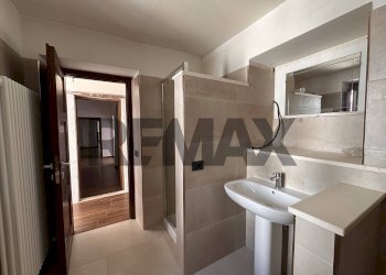 Bagno - Ufficio Via Fontesecco
3, L'Aquila - foto 28