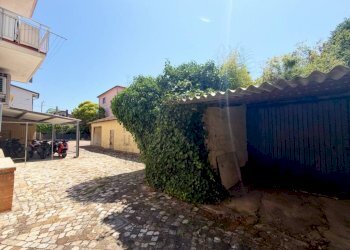 Cortile interno - Apartment via Casale, 200, Verucchio - photo 32