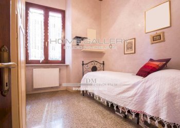 Camera da letto - Villa viale Quartara, Genova (neighborhood Quarto) - photo 12