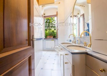 Bagno - Villa viale Quartara, Genova (neighborhood Quarto) - photo 13