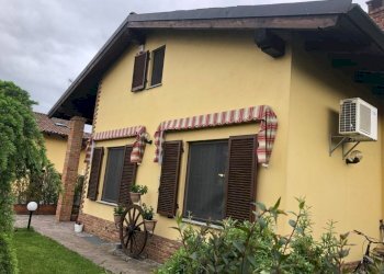 Facciata - Villa via Giovanni Boano, Asti - foto 5