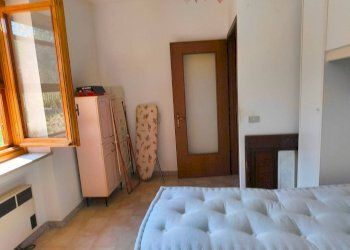 Camera da letto - Independent house Roburent - photo 31