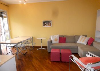 Two-room apartment Torino (neighborhood Cenisia) - photo 1