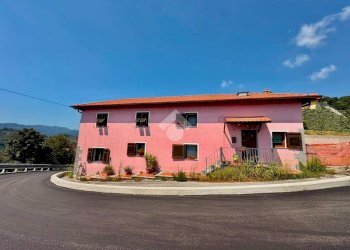 Independent house Via G. Brodolini, Sant'Olcese - photo 1