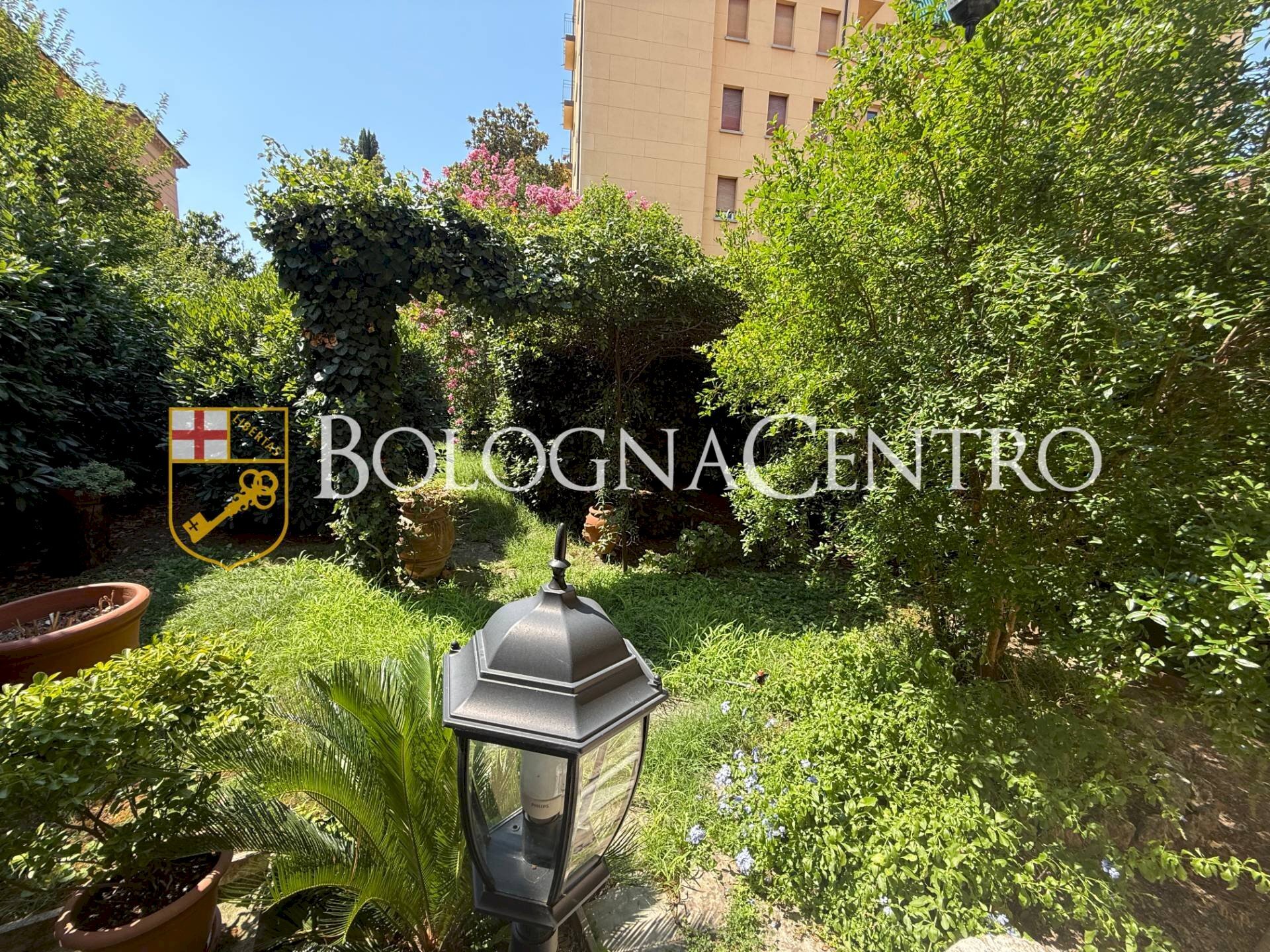 Apartment Bologna (neighborhood Saragozza) - photo 2