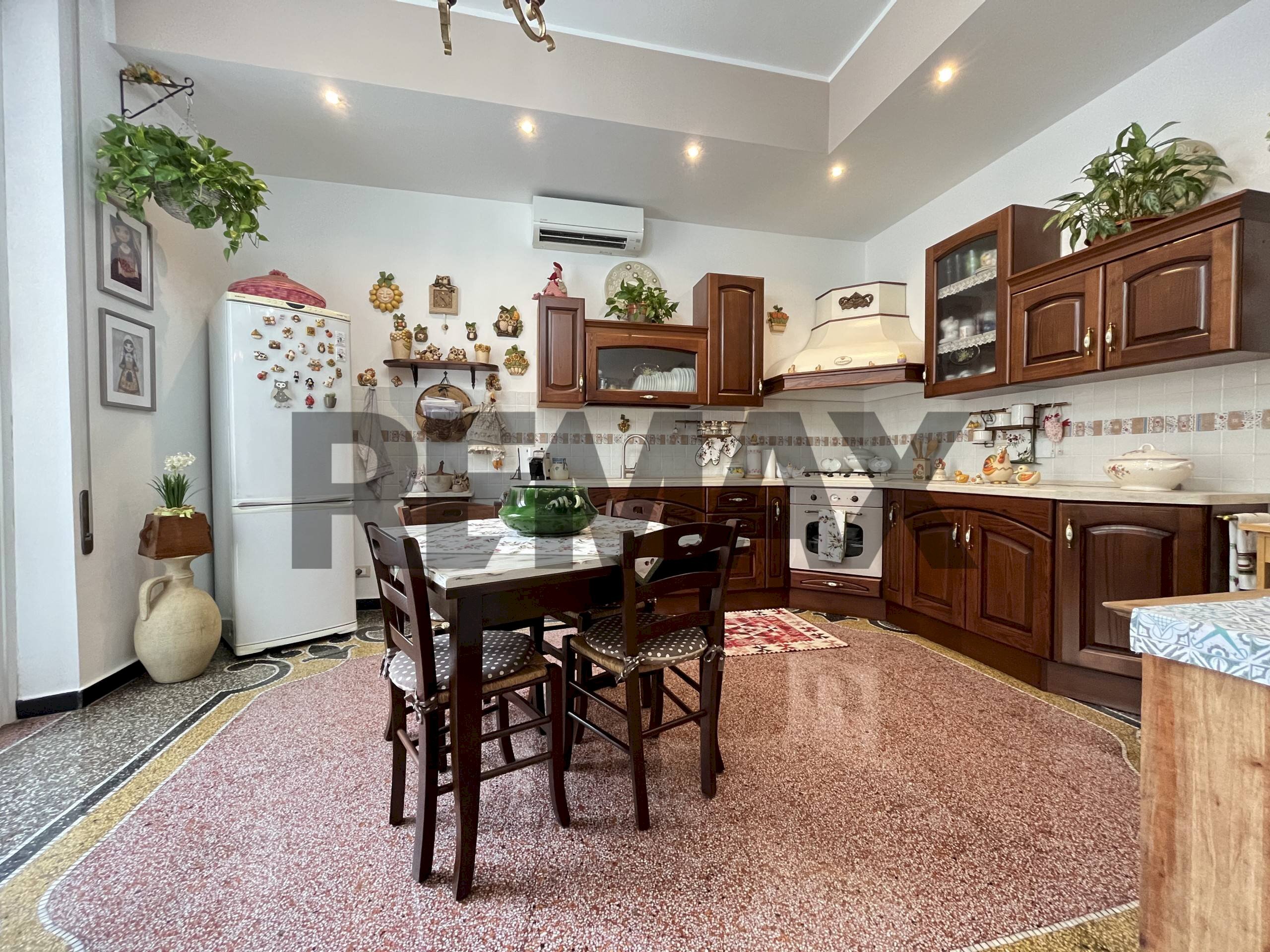 Two-room apartment Sampierdarena, Genova, Genova (neighborhood Sampierdarena) - photo 1