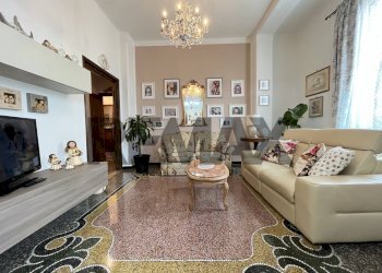Two-room apartment Sampierdarena, Genova, Genova (neighborhood Sampierdarena) - photo 12