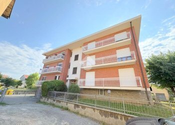 Quadrilocale Via Roma, San Francesco al Campo - foto 1