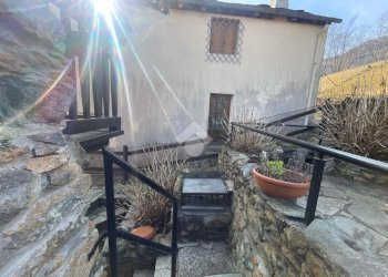 Semi-detached house Frazione Tese, Traves - photo 15