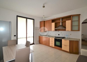 Two-room apartment Via Gorizia, Vittuone - photo 1