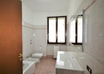 Two-room apartment Via Gorizia, Vittuone - photo 9