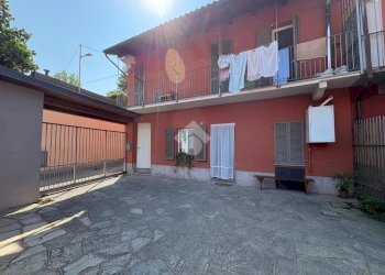 Semi-detached house Via dei Fortini, Revello - photo 2