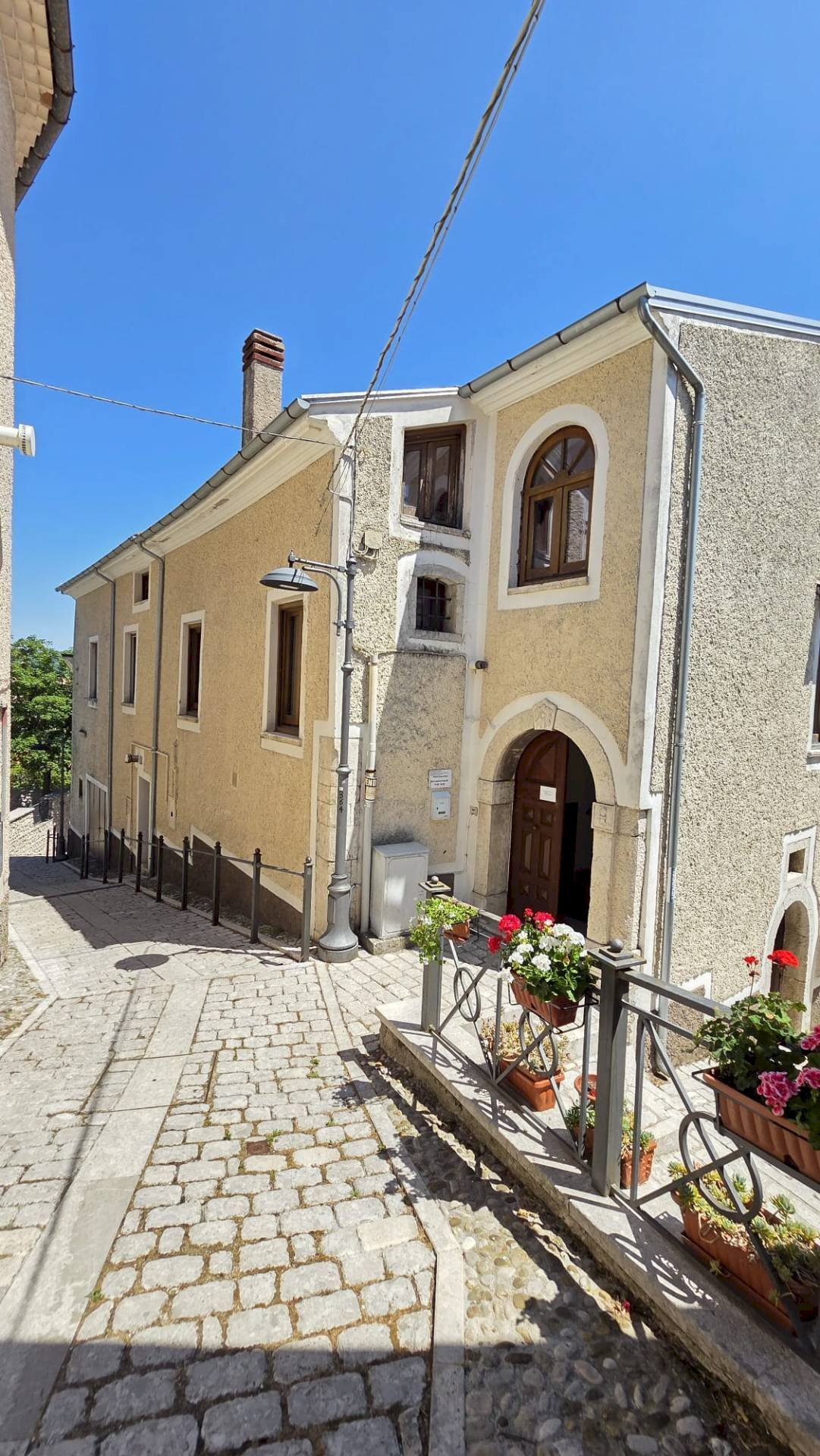 Foto 1 - Casa semi indipendente Via Petrarello
 
29, Cassano Irpino - foto 1