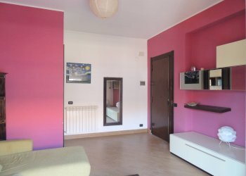 Foto 10 - Three-room apartment Via Gravina
 
30, Tremestieri Etneo - photo 10