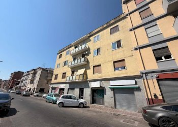 Foto 1 - Commercial Premises Via Bosco Cappuccio, Cagliari - photo 1