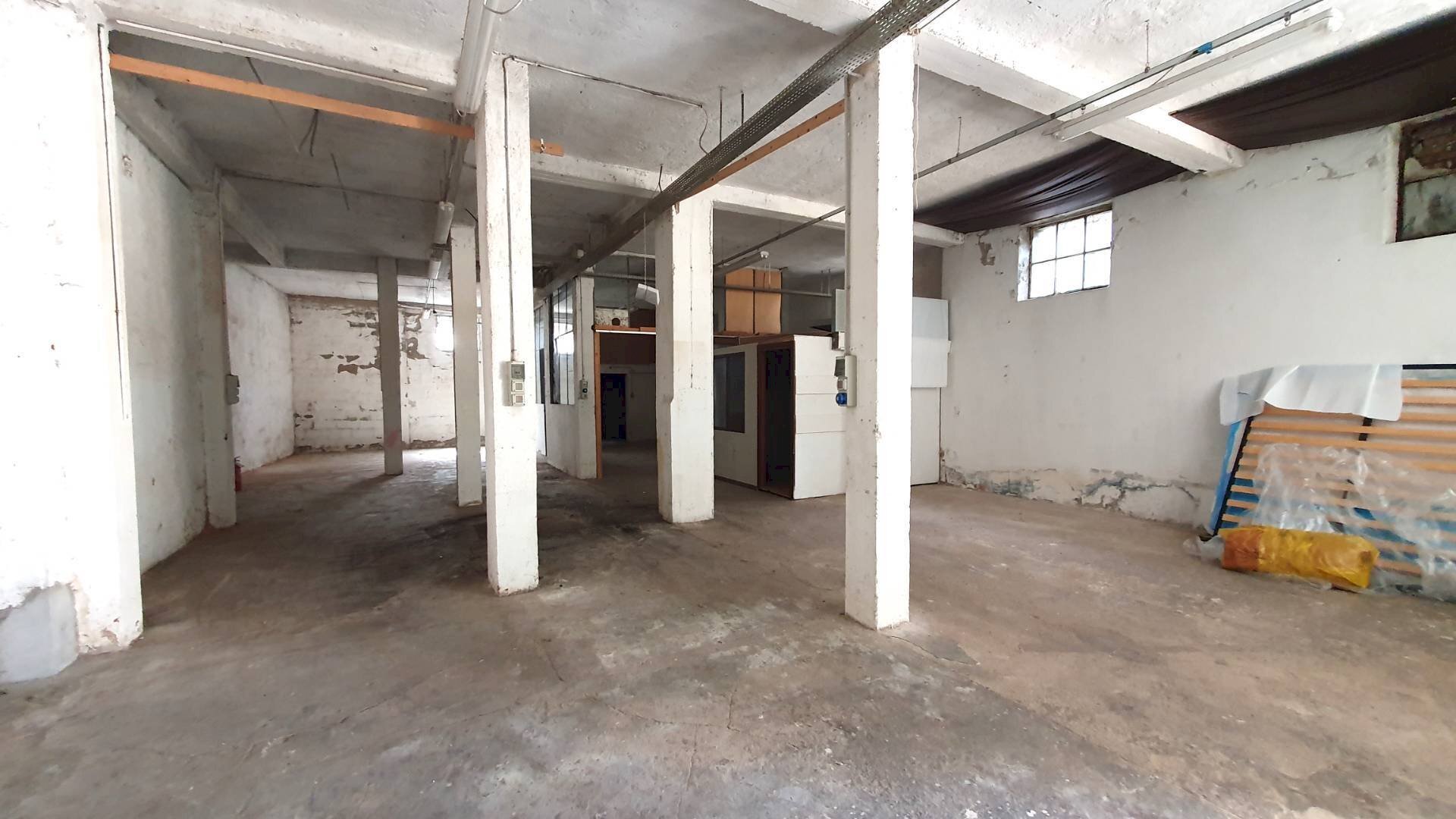 Foto 1 - Warehouse VIA PIRANDELLO, Fabriano - photo 1