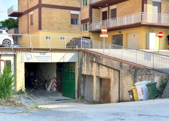 Foto 3 - Warehouse VIA PIRANDELLO, Fabriano - photo 3