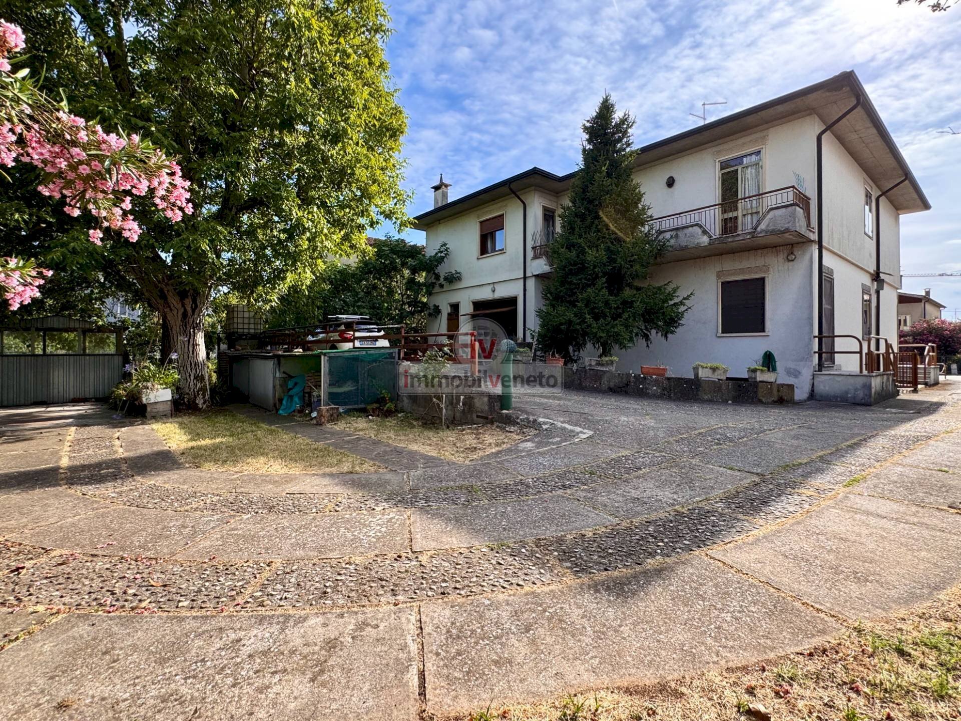 Foto 1 - Casa indipendente PIAZZA XXV APRILE, Lonigo - foto 1