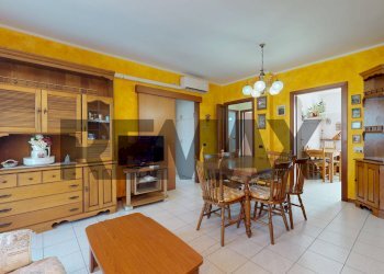 Sala da pranzo - Three-room apartment Via Trieste
 
24, Rho - photo 1