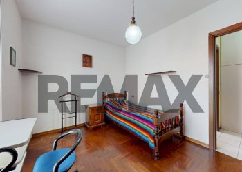 Camera / camera da letto - Three-room apartment Via Trieste
 
24, Rho - photo 21