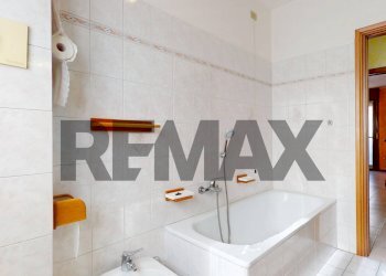 Bagno - Three-room apartment Via Trieste
 
24, Rho - photo 27
