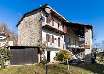 Casa indipendente Borgata Chiotti, Snc, Oncino - foto 1