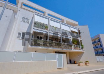 Edificio all\'aperto - Four-room apartment Via Ognissanti
 
52, Valenzano - photo 1