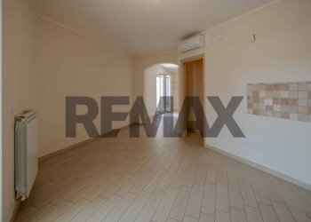 Stanza vuota - Four-room apartment Via Ognissanti
 
52, Valenzano - photo 5