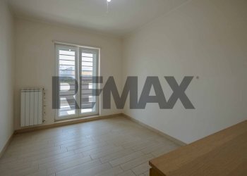 Stanza vuota - Four-room apartment Via Ognissanti
 
52, Valenzano - photo 11