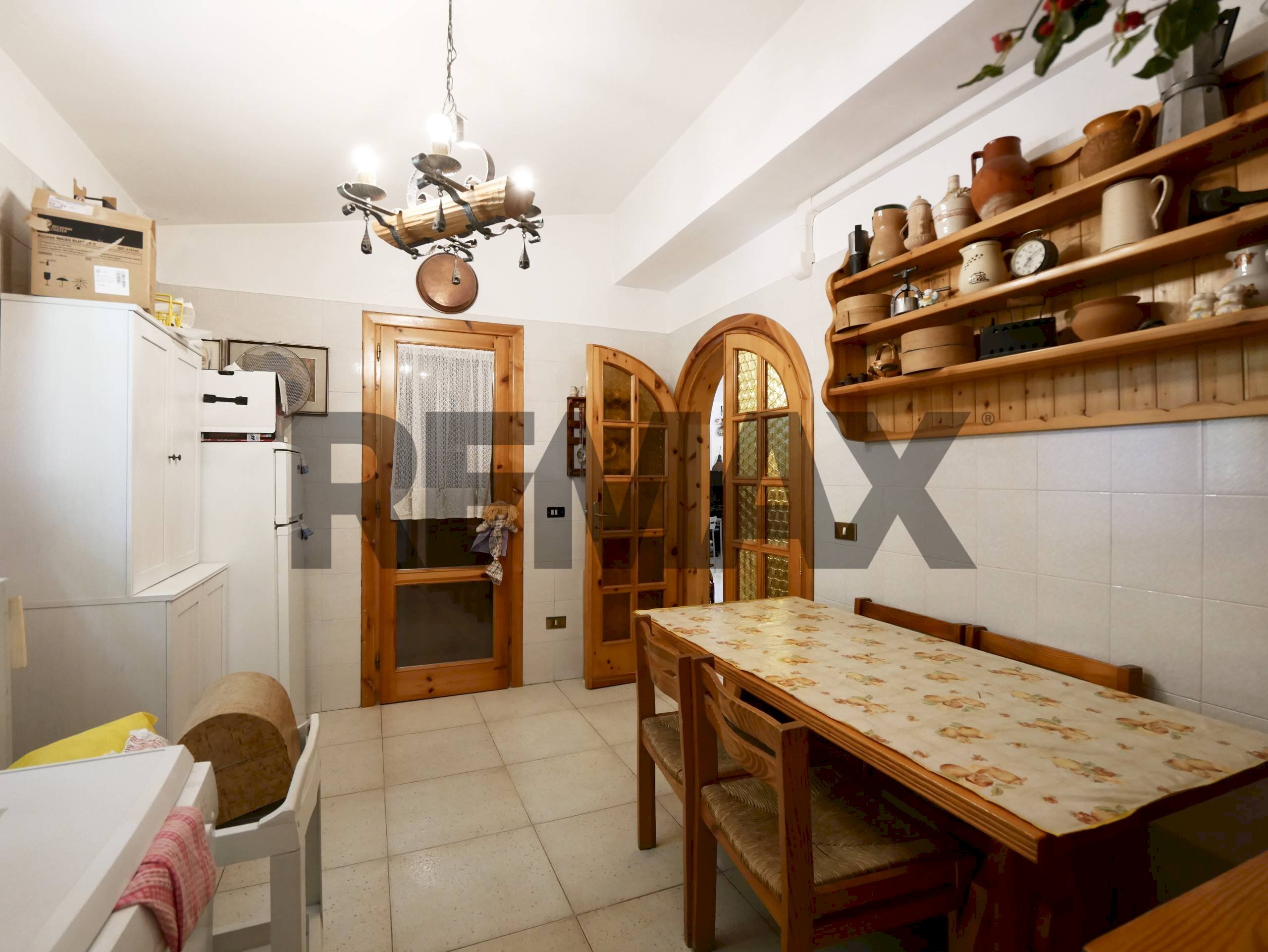 Cucina - Villa Via Delle Mimose, Borgo Lagogemolo
56, Cassano delle Murge - foto 3