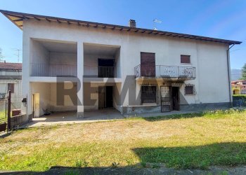 Casa all\'aperto - Casa indipendente VIA GARIBALDI
 
5, Biandronno - foto 1