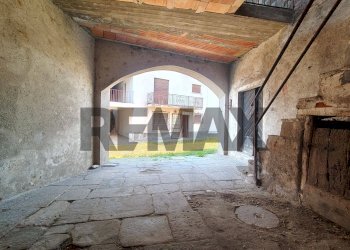 Stanza vuota - Casa indipendente VIA GARIBALDI
 
5, Biandronno - foto 15