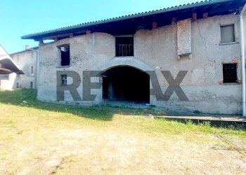 Casa all\'aperto - Casa indipendente VIA GARIBALDI
 
5, Biandronno - foto 26
