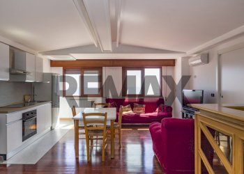 Sala da pranzo - Semi-detached house Via Guido Jung
 
7, Palermo - photo 12