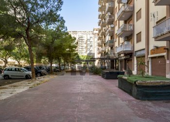 Edificio all\'aperto - Semi-detached house Via Guido Jung
 
7, Palermo - photo 23
