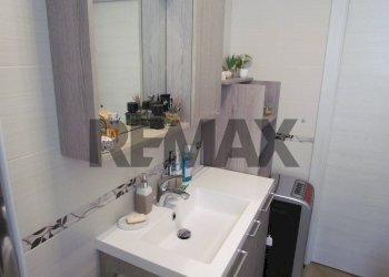 Bagno - Quadrilocale VIA SANT'OLIVA
 
SNC, Cefalù - foto 7