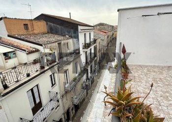 Edificio all\'aperto - Three-room apartment Via Notar Ferrara
 
16, Prizzi - photo 7