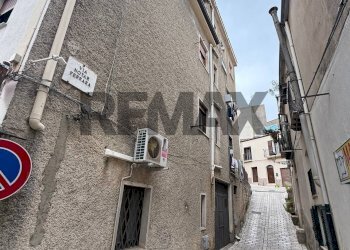 Edificio all\'aperto - Three-room apartment Via Notar Ferrara
 
16, Prizzi - photo 12