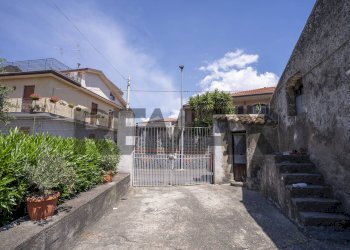 Casa all\'aperto - Independent house Via Consoli
 
26A, Nicolosi - photo 3