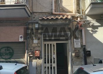 Edificio all\'aperto - Appartamento Via Legnano
 
44, Gela - foto 2